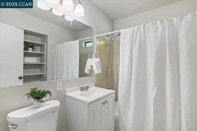 720 Jane Court, Martinez CA: https://media.crmls.org/mediaz/95fdd54d-2893-408a-a69d-ed75d7ba55bd.jpg