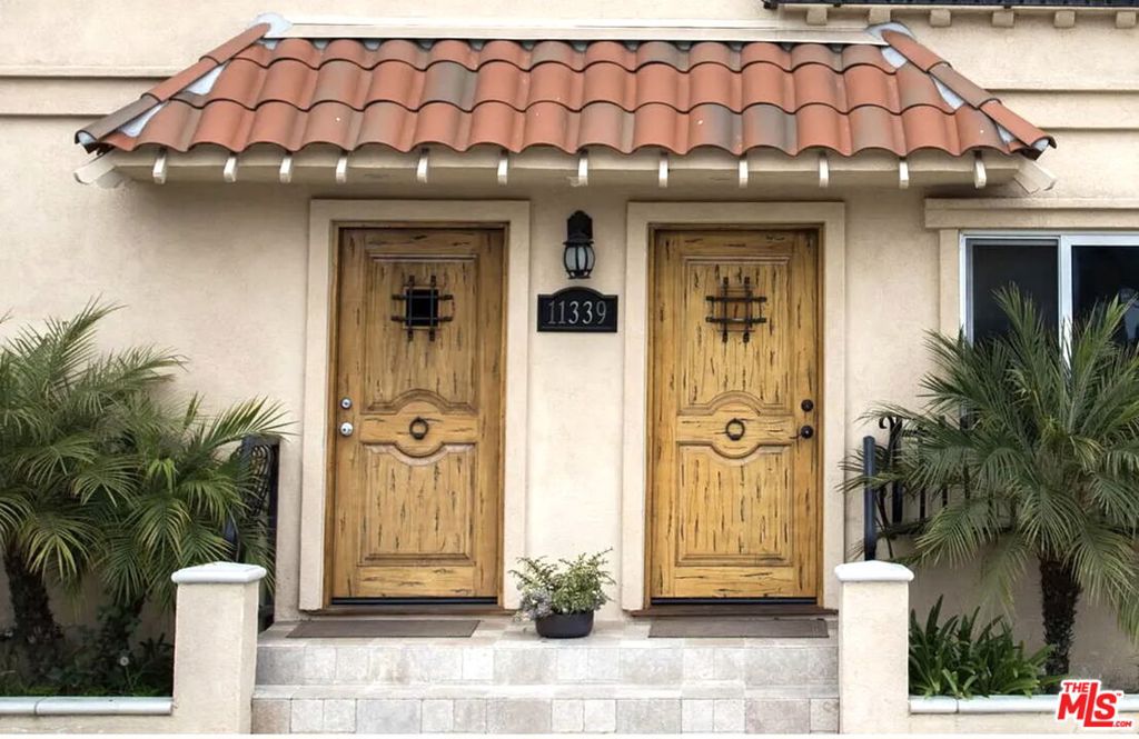 11339 Venice Boulevard #4