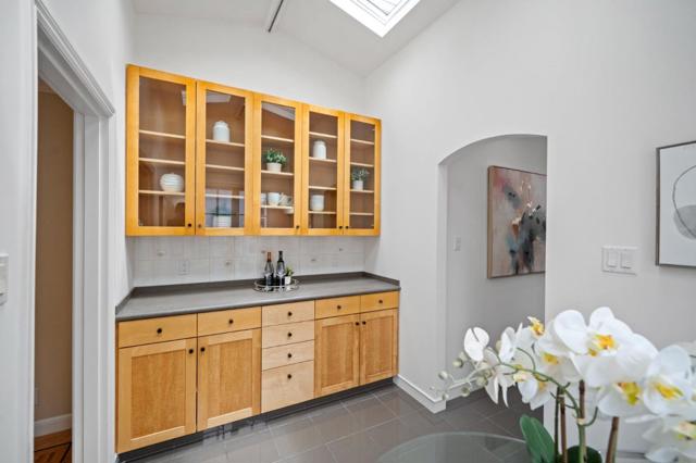 154 Stanyan Street, San Francisco CA: https://media.crmls.org/mediaz/95ff5250-d47e-4713-8810-96eab713e5d5.jpg