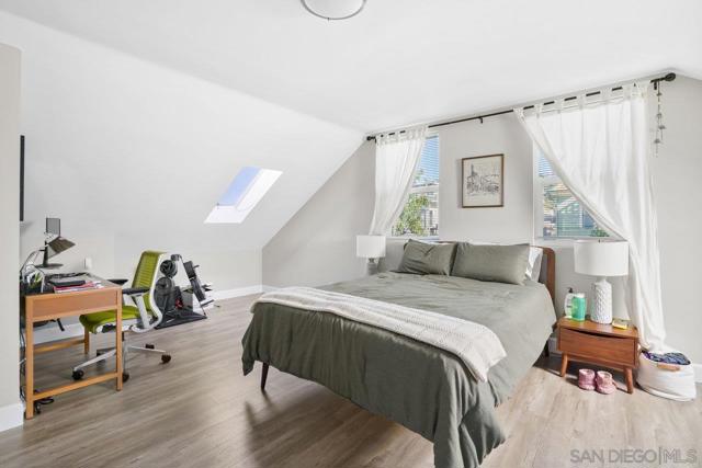 931 21st, San Diego CA: https://media.crmls.org/mediaz/9600907f-a3c8-452e-8b0b-ae8b4eeb0fb4.jpg