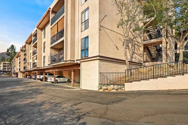 7835 Cowles Mountain Ct, San Diego, California 92119, 2 Bedrooms Bedrooms, ,2 BathroomsBathrooms,Condominium,For Sale,Cowles Mountain Ct,250018144SD