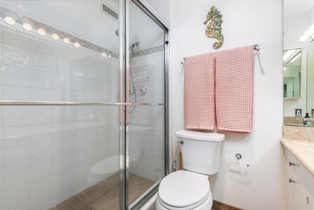 Detail Gallery Image 19 of 32 For 2915 Lawrence St. #8,  San Diego,  CA 92106 - 2 Beds | 2 Baths