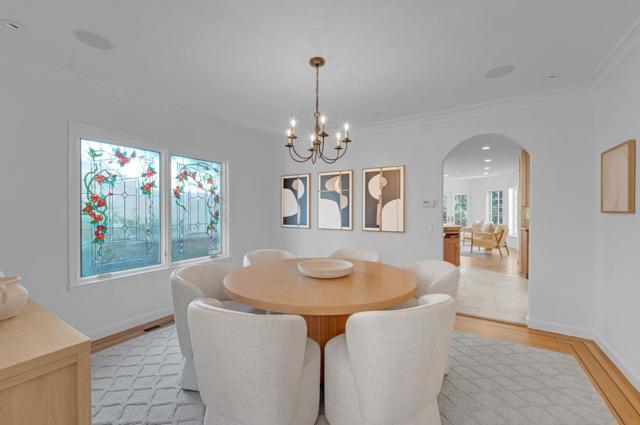 729 Concord Way, Burlingame CA: https://media.crmls.org/mediaz/960429b4-9896-45f7-aa2e-9ac34e5b2bf7.jpg