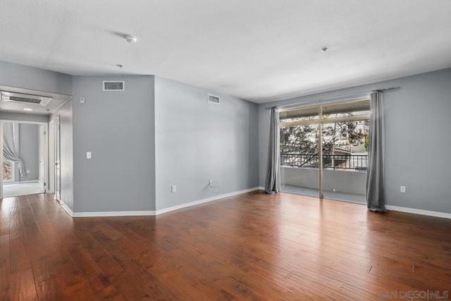 Image 5 of 18 For 1501 Front St  315
