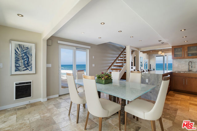 11770 Pacific Coast Highway, Malibu CA: https://media.crmls.org/mediaz/960475ec-77a6-421e-bf3b-cf37af80202e.jpg