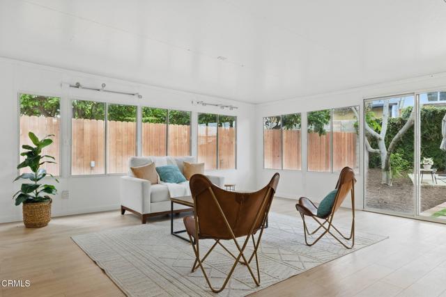 6433 Ralston Street, Ventura CA: https://media.crmls.org/mediaz/96062d73-070a-43b4-b197-a7af96bdd63a.jpg