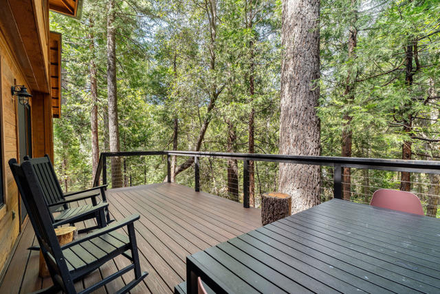 24542 Fern Valley Road, Idyllwild CA: https://media.crmls.org/mediaz/960659cb-cc92-42e7-bc87-0aa9cb337f66.jpg