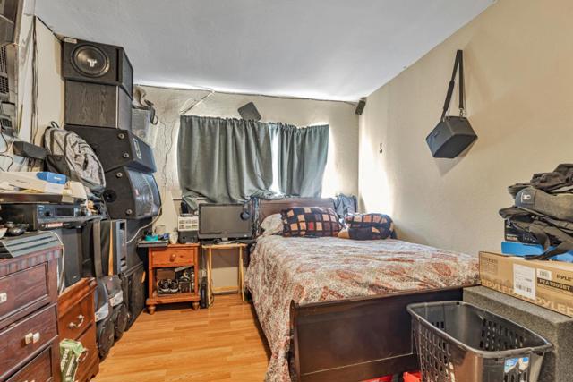 748 Clara Street, Oakland CA: https://media.crmls.org/mediaz/9606a60d-459b-4abf-9c85-1b7c95d2b0d0.jpg