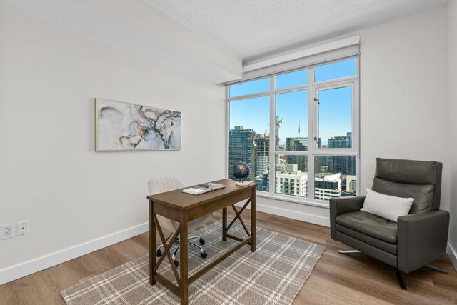 1199 Pacific Hwy, San Diego CA: https://media.crmls.org/mediaz/96080dfd-2947-44dc-ad6c-ab67f34ea0fe.jpg