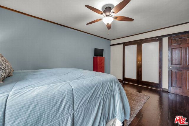 7765 W 91st Street, Playa del Rey CA: https://media.crmls.org/mediaz/9608b0ab-64ed-4571-9eb7-334185affd0f.jpg