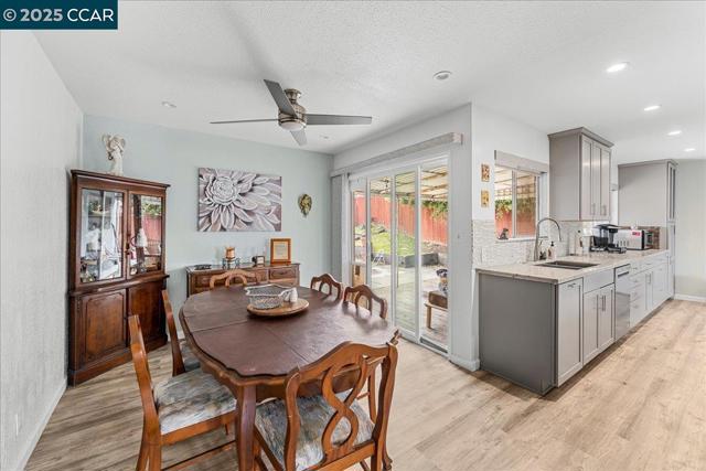 885 Tara Hills Dr, Pinole CA: https://media.crmls.org/mediaz/96092db4-8e79-4c77-a659-335d0282badd.jpg