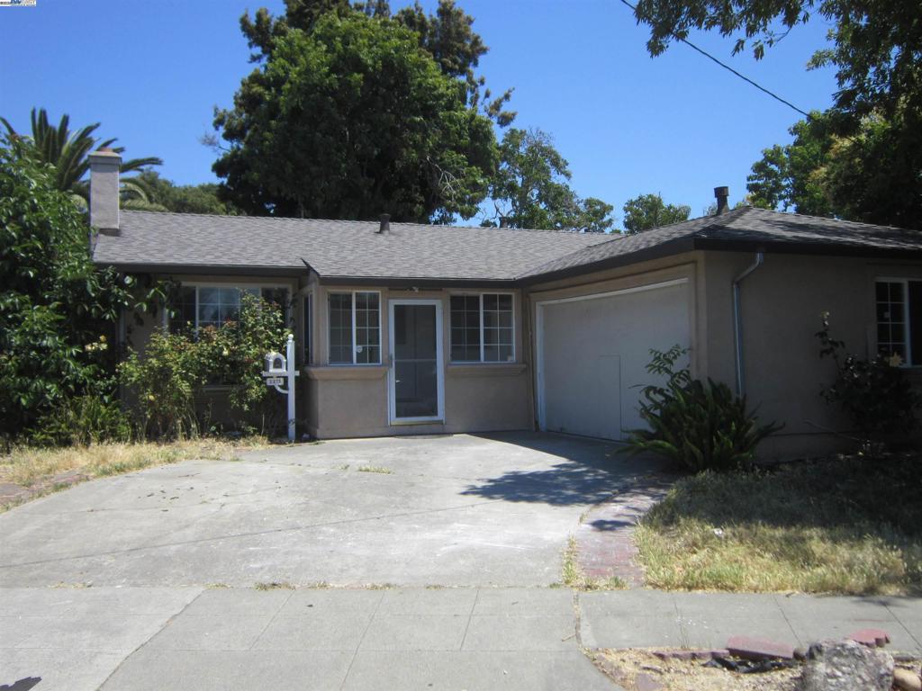2275 Bennington Ln