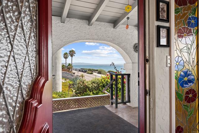 Detail Gallery Image 27 of 70 For 1421 San Elijo Ave, Cardiff By The Sea,  CA 92007 - 6 Beds | 5 Baths