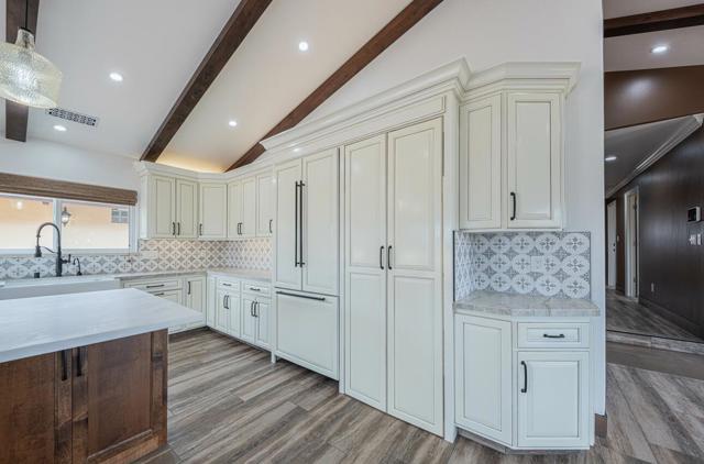 10883 Assisi Way, Salinas CA: https://media.crmls.org/mediaz/960a9ede-47cb-4702-8e22-0456e283eaea.jpg
