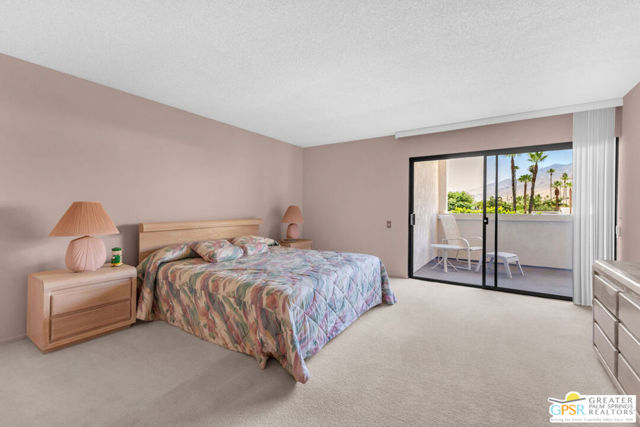 2696 S Sierra Madre, Palm Springs CA: https://media.crmls.org/mediaz/960b6da1-8dc1-408d-865f-fdf61ab168f4.jpg