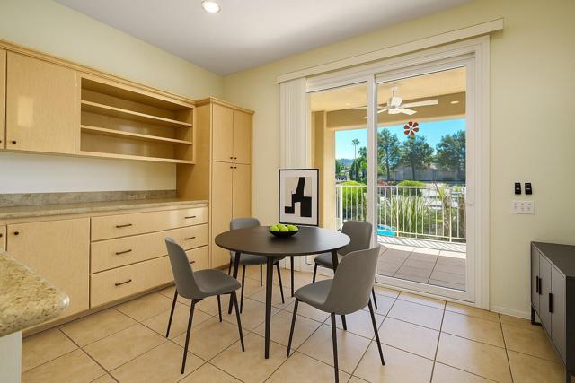153 Lake Shore Drive, Rancho Mirage CA: https://media.crmls.org/mediaz/960c1bb2-8664-47de-bbbc-85147dfc7684.jpg