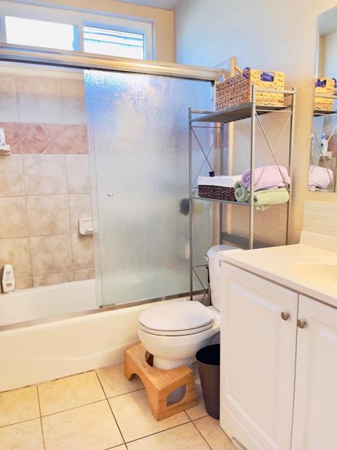 1561 Valdez Circle, Salinas CA: https://media.crmls.org/mediaz/960c7e35-f08d-42f3-945c-d35157ff4752.jpg