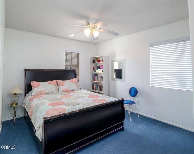 29065 Madrid Place, Castaic CA: https://media.crmls.org/mediaz/960cc4f1-900e-459b-b128-a6e9651d1e2d.jpg