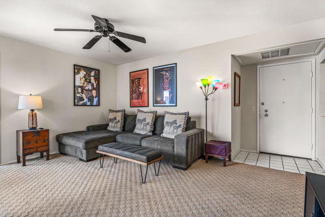 1490 S Camino Real #308, Palm Springs, CA 92264