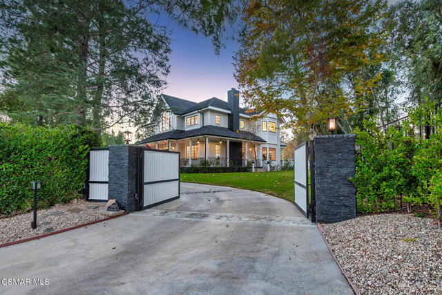 28845 Countryside Drive, Agoura Hills CA: https://media.crmls.org/mediaz/960d31b5-4eec-426a-8a6c-73d0c2d00bf1.jpg