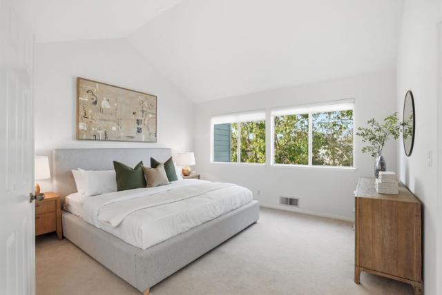 832 Sovereign Way,  CA: https://media.crmls.org/mediaz/960d43d0-c7b1-41ad-9f78-e16123014ea0.jpg