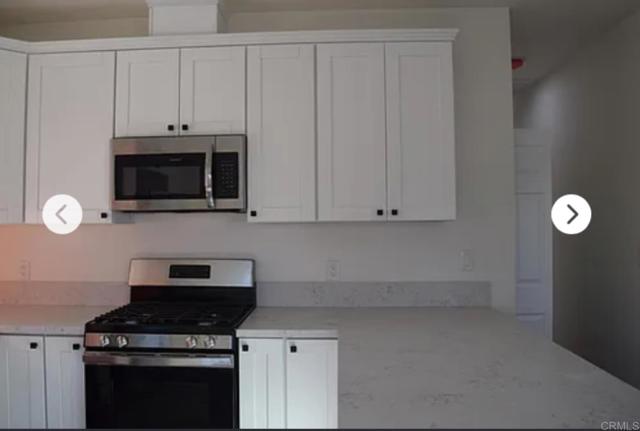 Detail Gallery Image 4 of 12 For 124 26 Oaklawn Ave, Chula Vista,  CA 91910 - – Beds | – Baths