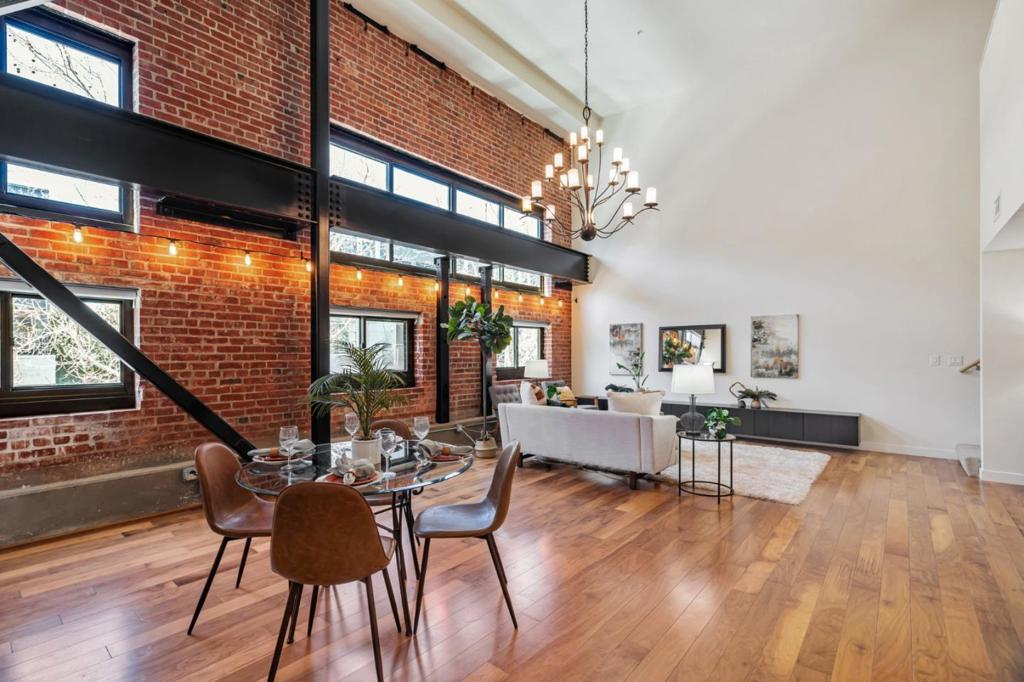 88 Bush Street #2103