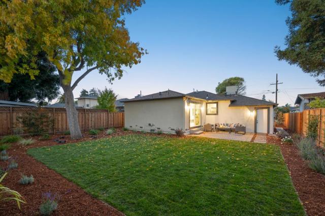 840 8th Avenue, Redwood City CA: https://media.crmls.org/mediaz/960f231e-abee-4be7-aca7-ddbba916d6a8.jpg