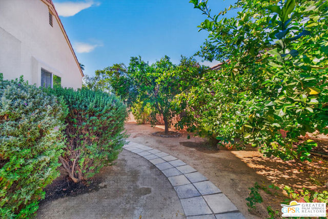 92 Clavel Court, Palm Desert, CA 92260