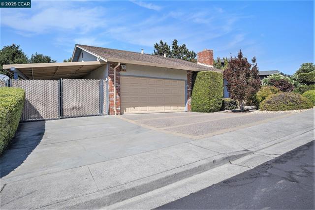 3323 Diablo Cir, Pinole CA: https://media.crmls.org/mediaz/9610705e-66b6-4cc7-84d9-a82efacbf9b9.jpg