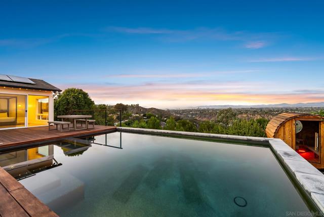 5745 Soledad Mountain Road, La Jolla CA: https://media.crmls.org/mediaz/9610c70b-faa2-43f4-b2e5-fbcff88169b3.jpg