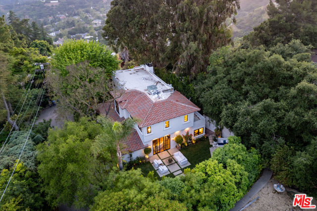 13439 Java Drive, Beverly Hills, California 90210, 3 Bedrooms Bedrooms, ,3 BathroomsBathrooms,Single Family Residence,For Sale,Java,24398167