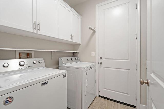 51204 Mystic Tyme Drive, Indio CA: https://media.crmls.org/mediaz/9611e4fd-50fe-4716-87f9-c36a51256e1d.jpg