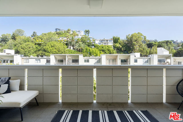 8787 Shoreham Drive, West Hollywood CA: https://media.crmls.org/mediaz/961214c2-e768-438c-b851-88178a292318.jpg
