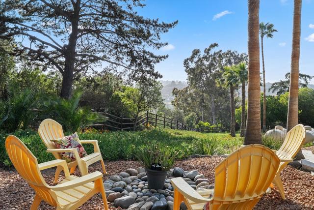 4540 Los Pinos, Rancho Santa Fe CA: https://media.crmls.org/mediaz/96142cfb-e0c1-4ae3-a2f8-f457a48b7e6c.jpg