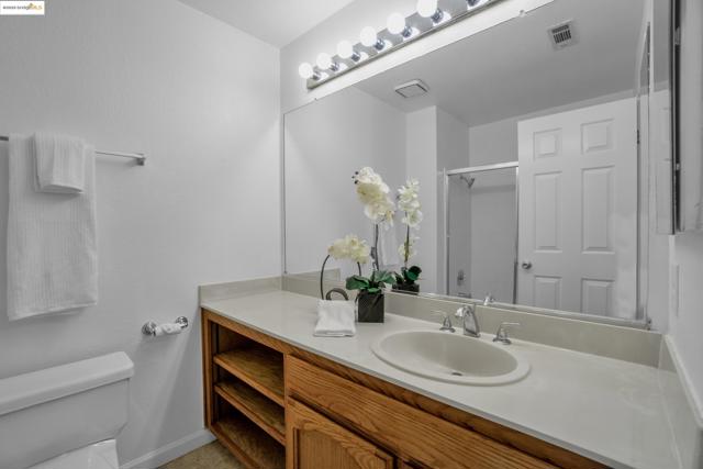 5014 Prairie Way, Antioch CA: https://media.crmls.org/mediaz/9615e283-5873-4aa8-9033-8d5d30262f52.jpg