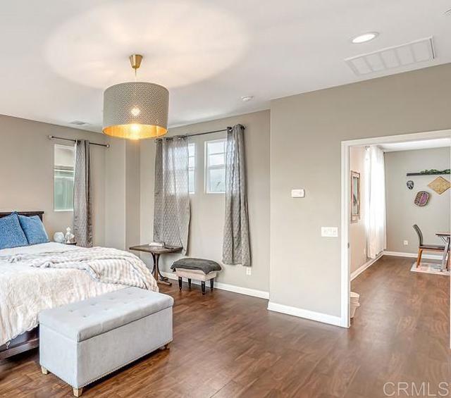 Image 34 of 55 For 30937 Red Spruce Street