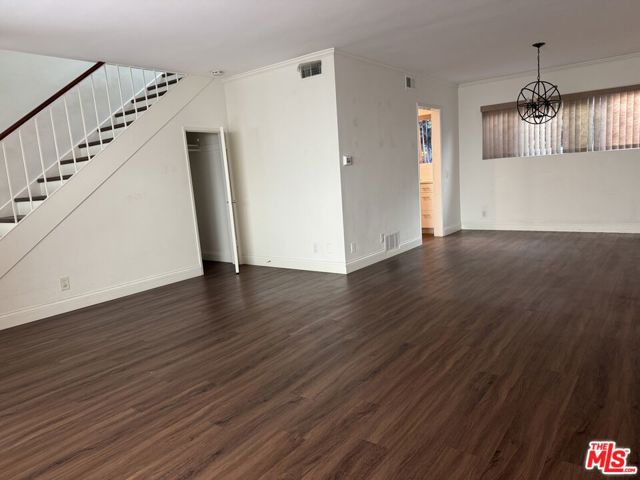 1138 23rd, B photo 3