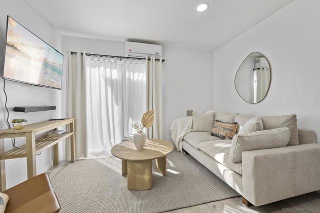 3808 14 46Th St, San Diego CA: https://media.crmls.org/mediaz/9619ffcd-18e1-4830-8a43-e04fc3018759.jpg