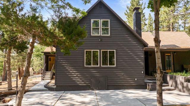 641 Highland Road, Big Bear CA: https://media.crmls.org/mediaz/961abe05-902c-43cf-af12-27dbd6205717.jpg