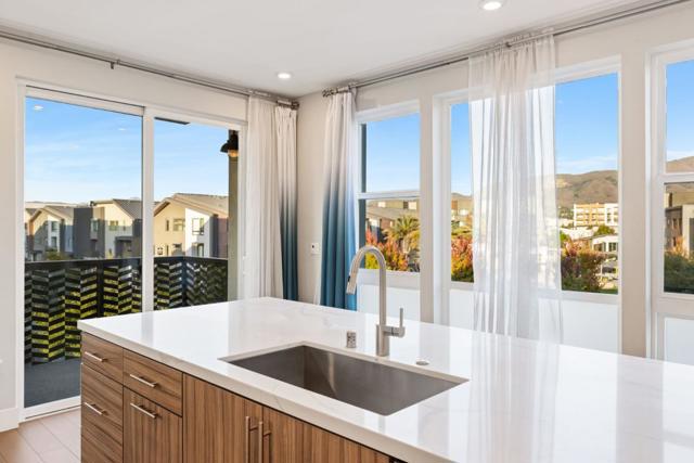 45009 Challenge, Fremont CA: https://media.crmls.org/mediaz/961c4af6-2615-4e12-889b-7d20e6e929eb.jpg