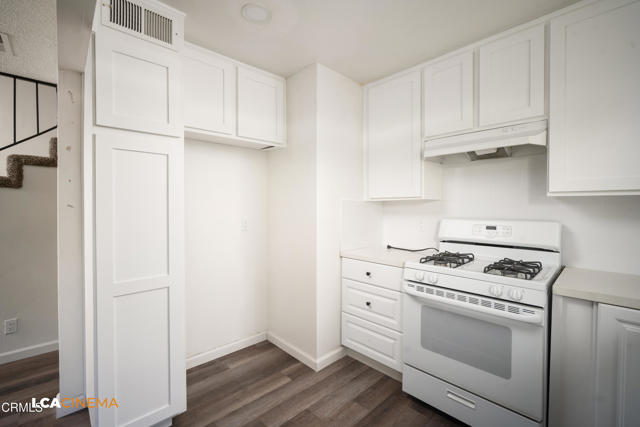 Detail Gallery Image 10 of 19 For 2617 Pinon Spring Cir #C,  Bakersfield,  CA 93309 - 3 Beds | 1/1 Baths
