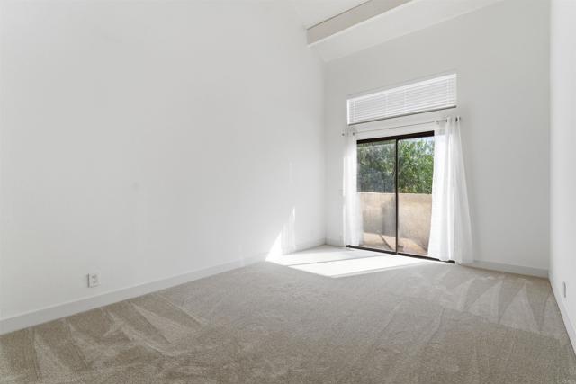 Detail Gallery Image 8 of 23 For 1540 Granite Hills Dr #C,  El Cajon,  CA 92019 - 2 Beds | 2/1 Baths