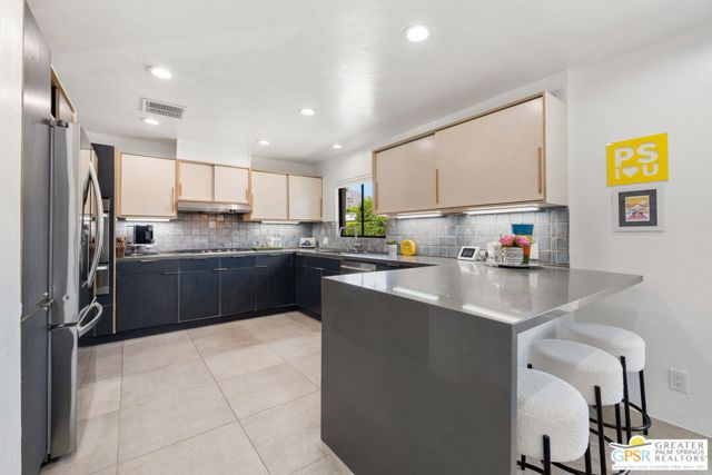 1251 E San Lorenzo Road, Palm Springs CA: https://media.crmls.org/mediaz/961febf1-156c-4198-9a0e-33448e1e1a03.jpg