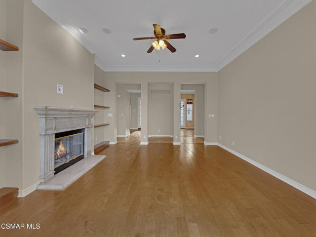 1048 Via Adorna, Newbury Park CA: https://media.crmls.org/mediaz/9622a8b6-1eb7-4b43-bb9d-690da227b9c8.jpg
