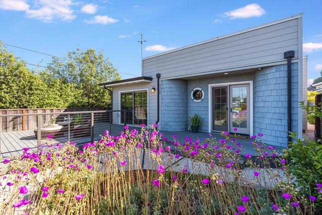 2360 Melanie Place, Santa Cruz CA: https://media.crmls.org/mediaz/96237db8-c8d9-40af-8b4c-04aeea64efca.jpg