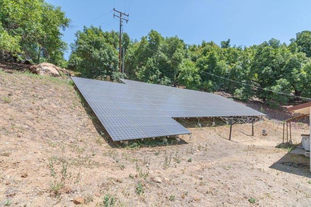 3160 Slivkoff Drive, Escondido CA: https://media.crmls.org/mediaz/9623c8f7-e059-46e6-ab68-605244b24d82.jpg