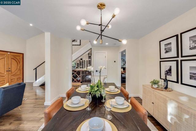 2342 Brantford Court, Walnut Creek CA: https://media.crmls.org/mediaz/96242794-9785-43b9-bba1-747f5ca5da00.jpg