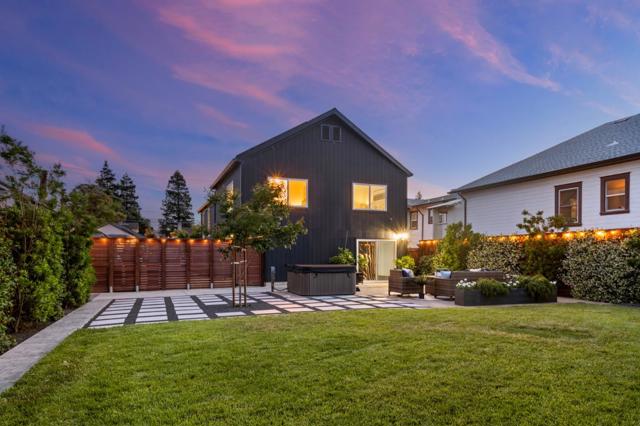 212 Ramona Street, San Mateo CA: https://media.crmls.org/mediaz/96243c7a-3e22-48a7-871c-cf78ec2b88ca.jpg