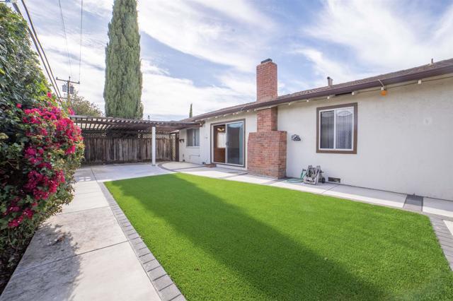 5083 Miramar, San Jose CA: https://media.crmls.org/mediaz/96265455-9f11-4f84-bb73-2aa73750b44a.jpg